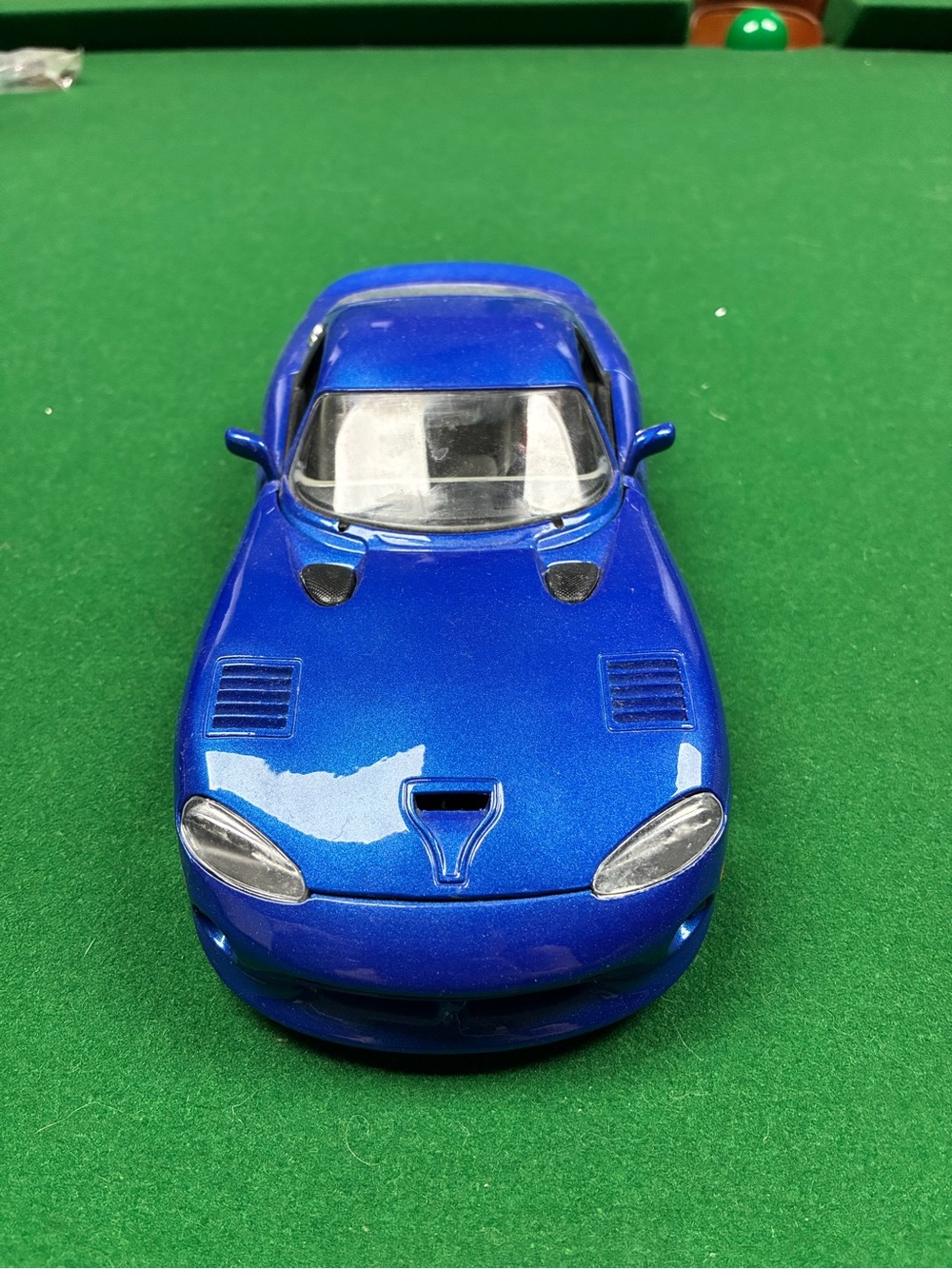 Blue Die-Cast Sports Car Toy - Kids Toy 1/18